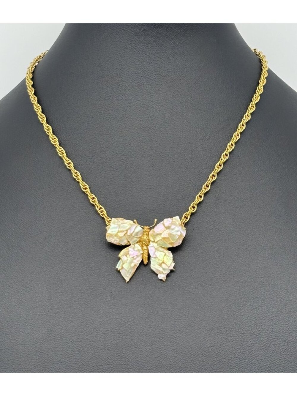 Vintage Miriam Haskell Crushed Mother Of Pearl Mosaic Butterly Necklace Signed